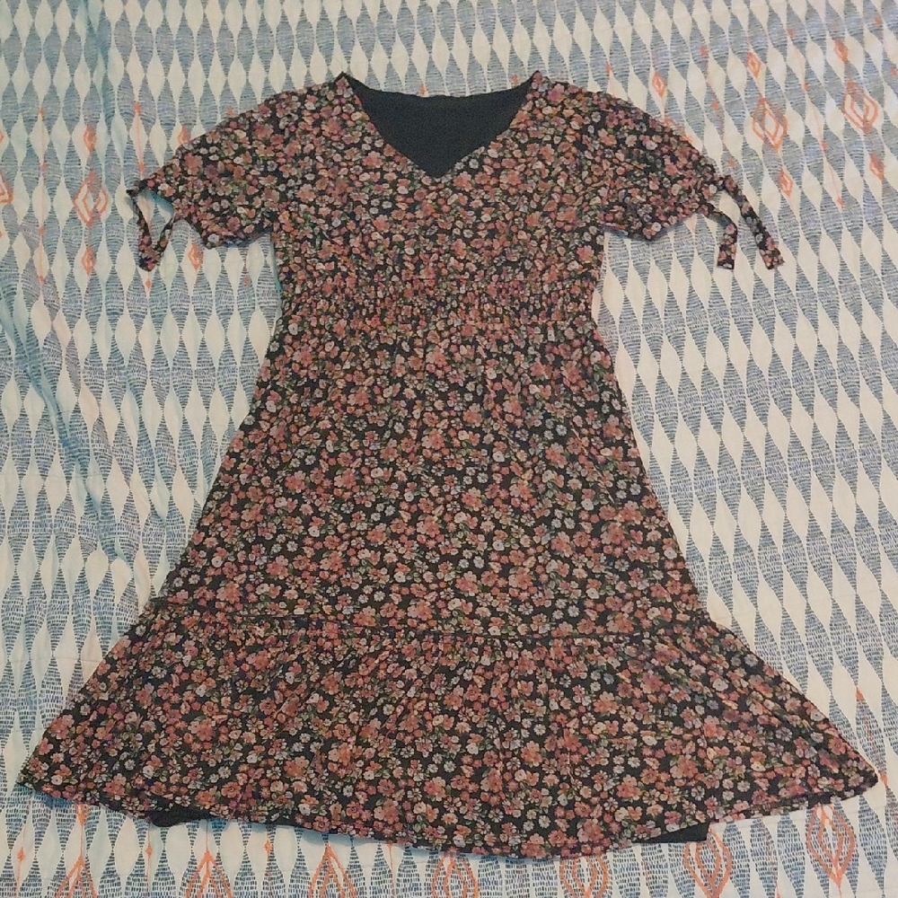 Women's Siee Small Floral Summer Dress